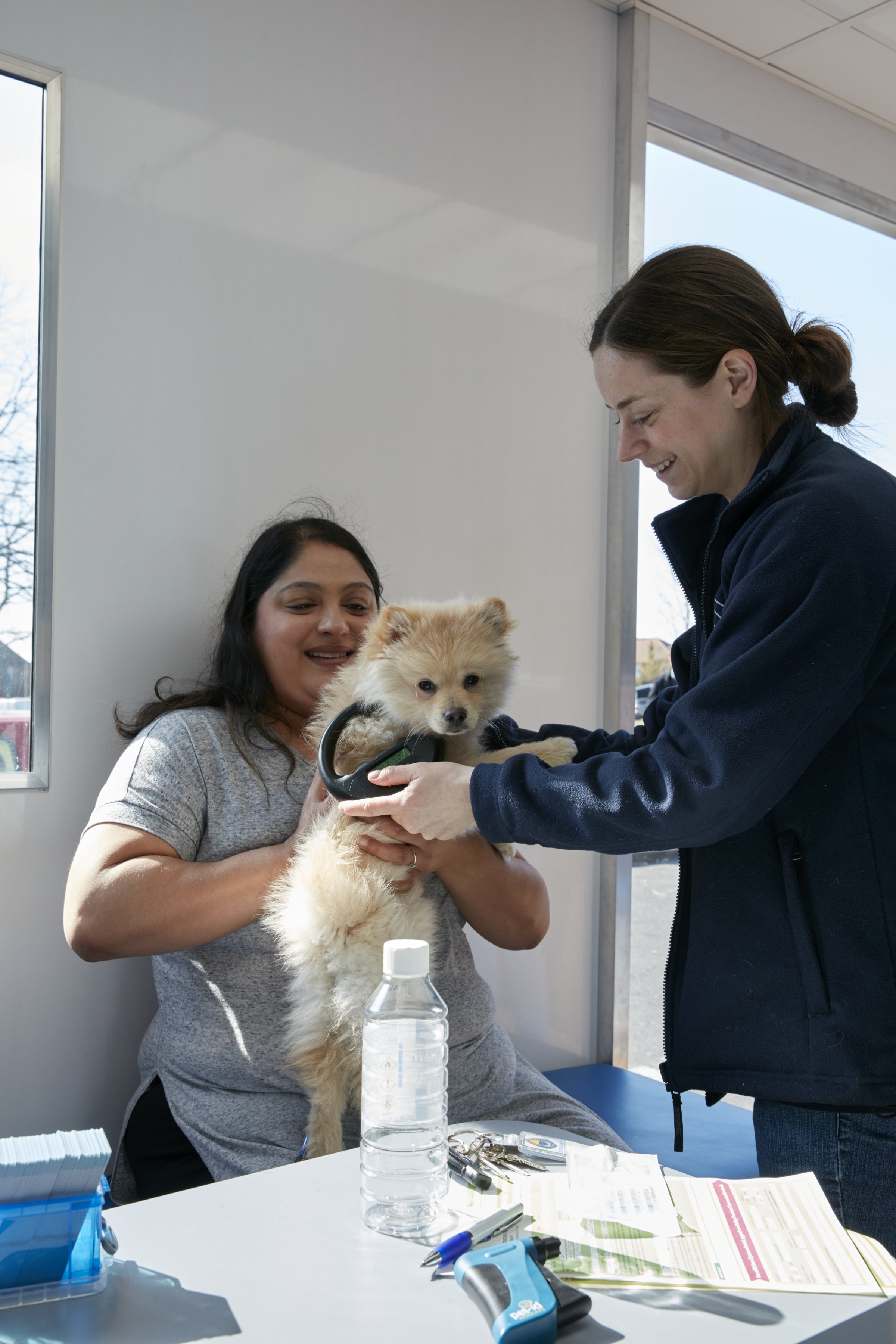 020416_Battersea_MoblieMicochip_0057
