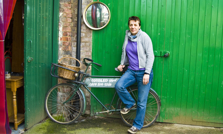 Carole Lucas at the Cobbled Yard 001 Carole Lucas at the Cobbled Yard Photo: Dionisio Plaza