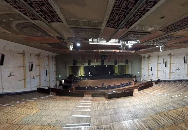 EartH's main auditorium, originally built for the art deco Savoy Cinema in the 1930s