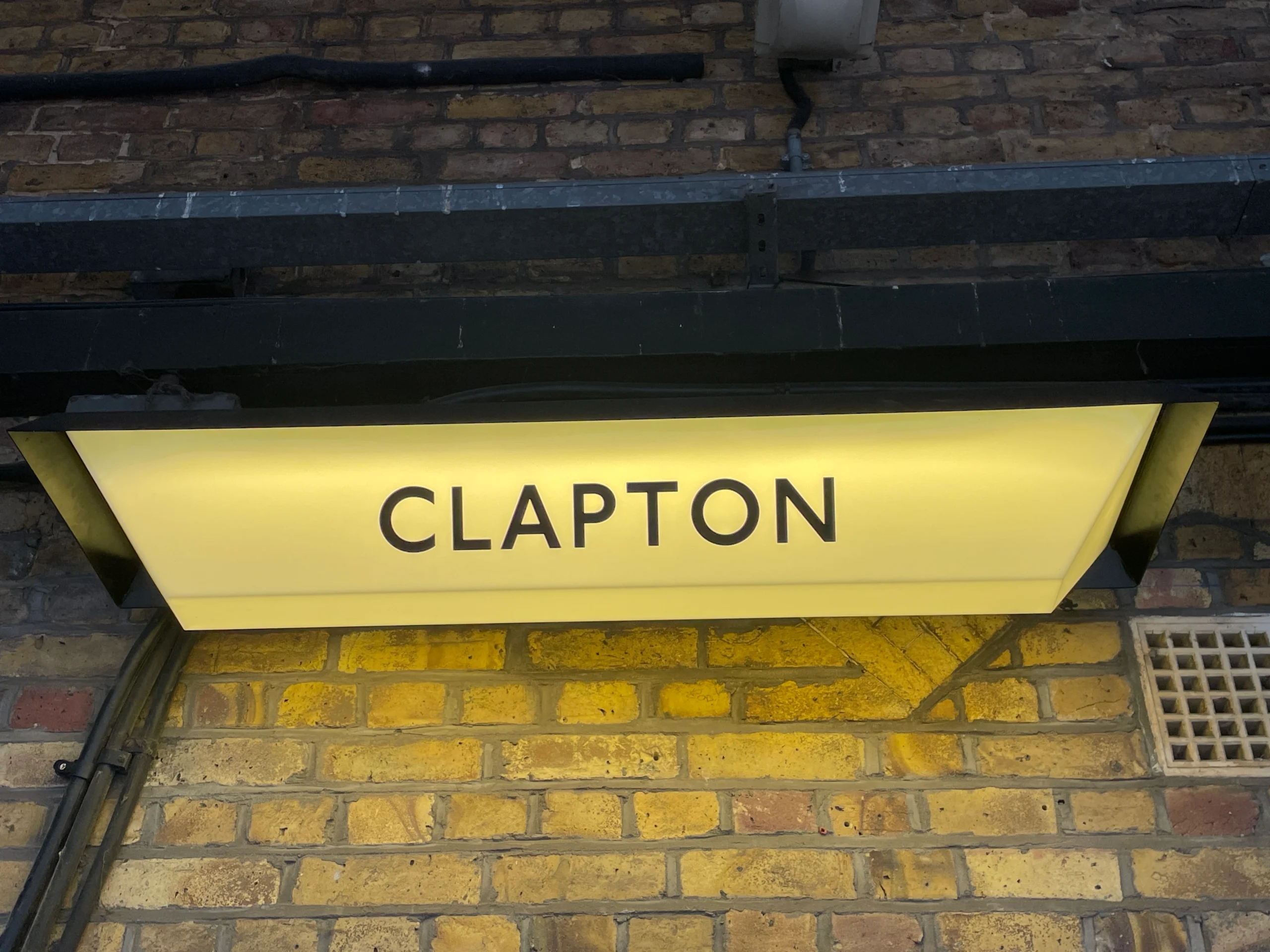 Clapton station