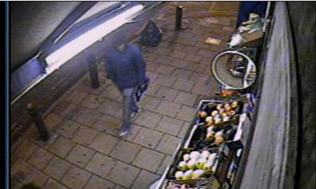 Mdr104-09CCTV2 001 Suspect 2 carried a plastic bag containing the gun