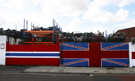 Noreg Auto Spares Rothbury Road Hackney Wick Norwegian Flag 007 Norwegian flag, Noreg Auto Spares, Rothbury Road