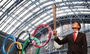 London 2012 offers first look at Olympic Torch design