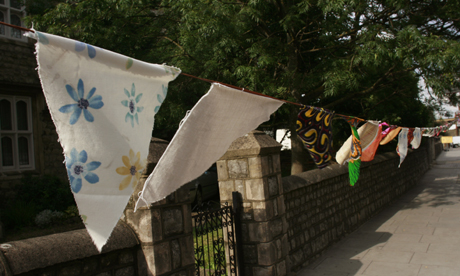 home-made bunting in Homerton 201228Jul_2090 Home-made bunting in Homerton