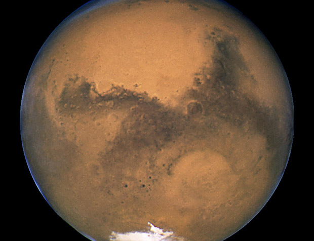 Another planet: Mars as seen from the Hubble Space Telescope