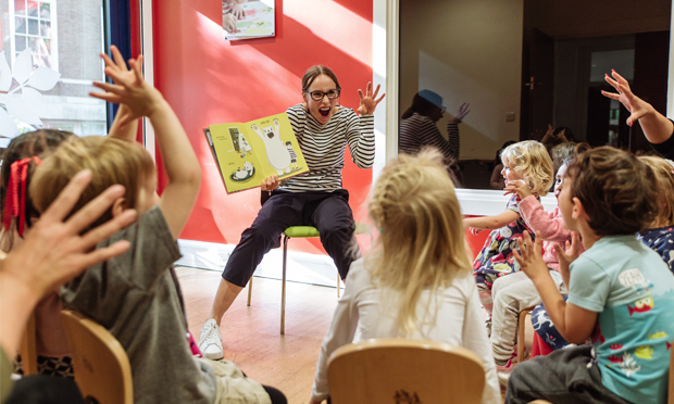 Children’s author and illustrator Sophy Henn read for local children at Story Starters' recent launch at Coram Campus in Bloomsbury. Photograph: Beanstalk